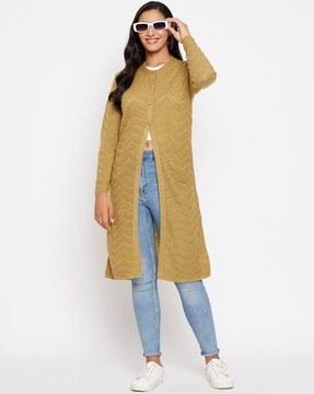 button closure cardigan with raglan sleeves