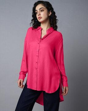 button-down shirt with curved hem