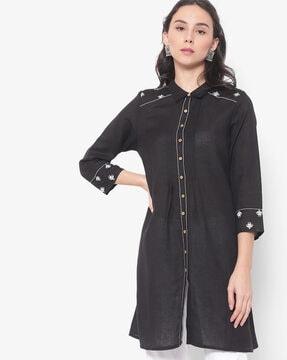 button-down tunic with spread collar
