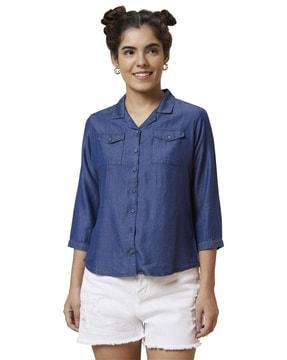 button-front top with flap pockets