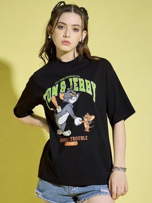 buynewtrend black printed t-shirt