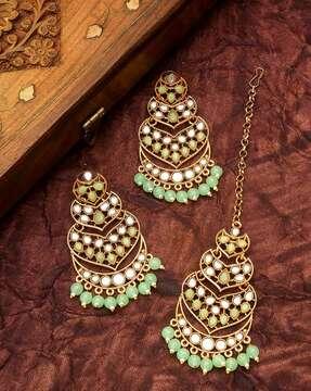 bv6126mgt gold-plated stone-studded mangtikka with earrings