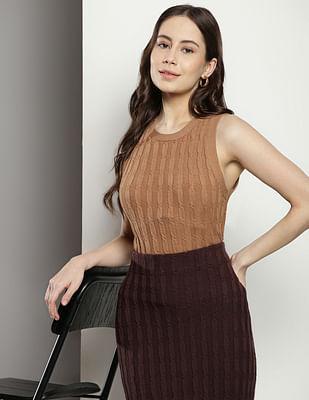 cable knit sleeveless sweater