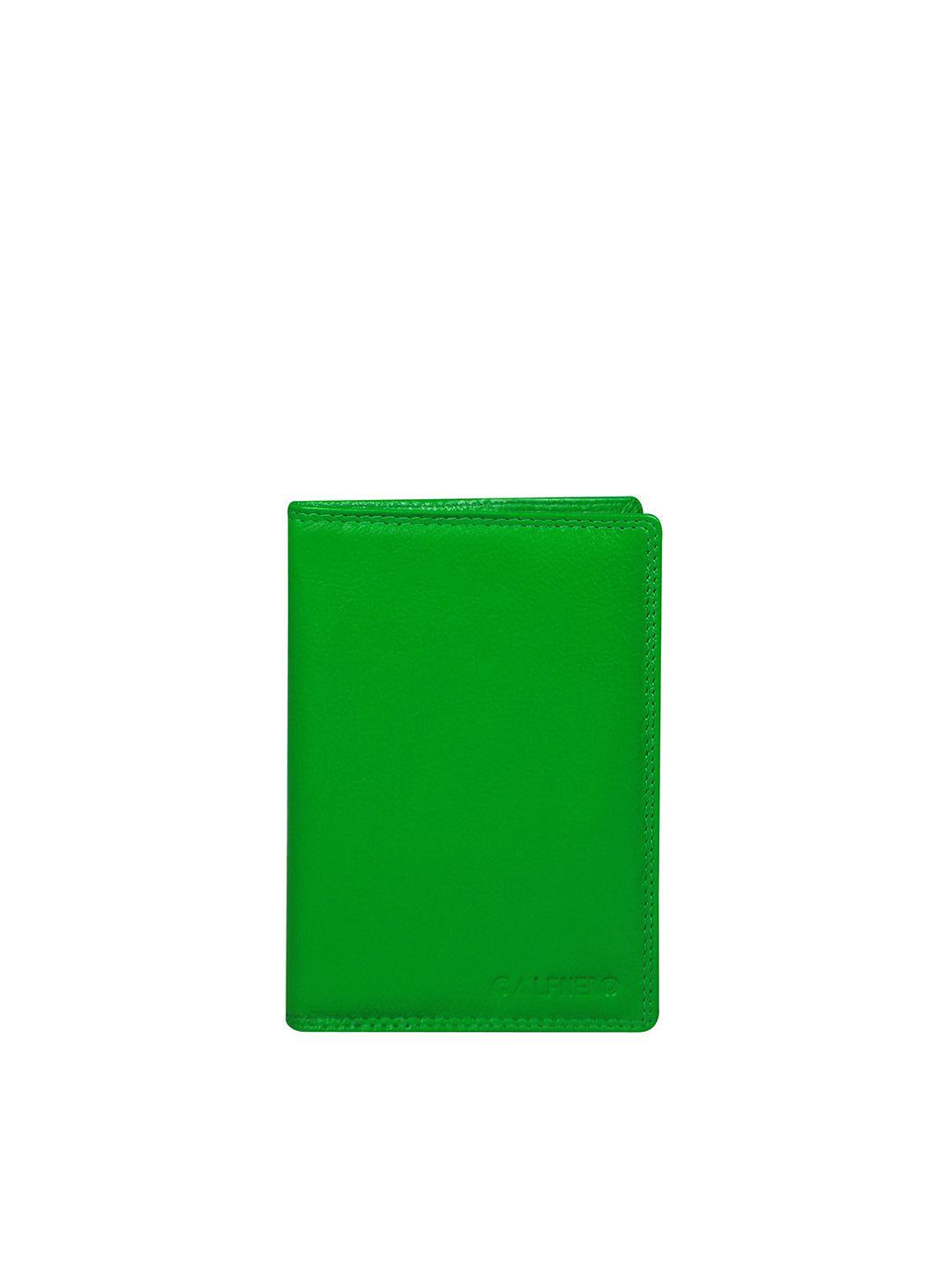 calfnero unisex green leather passport holder with passport holder