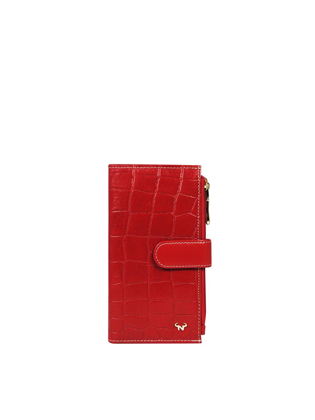 calfnero women red textured purse clutch
