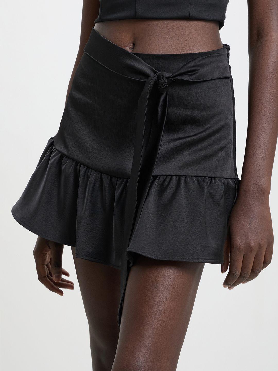 calliope solid tie-up mini flared skirt