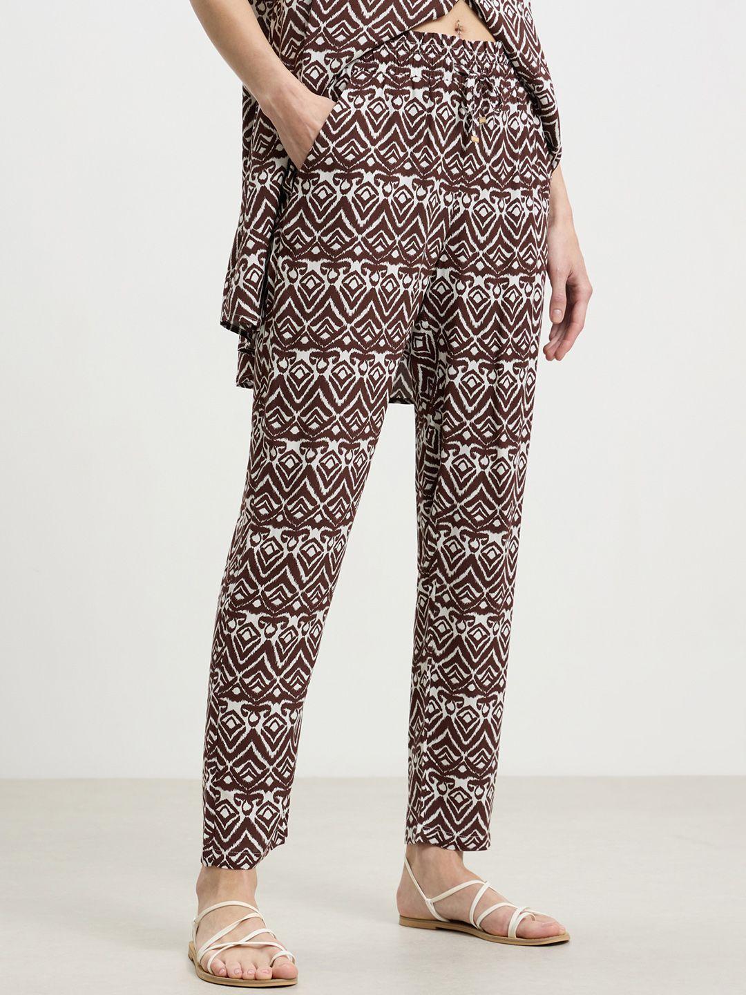 calliope women printed straight fit high-rise pleated trousers