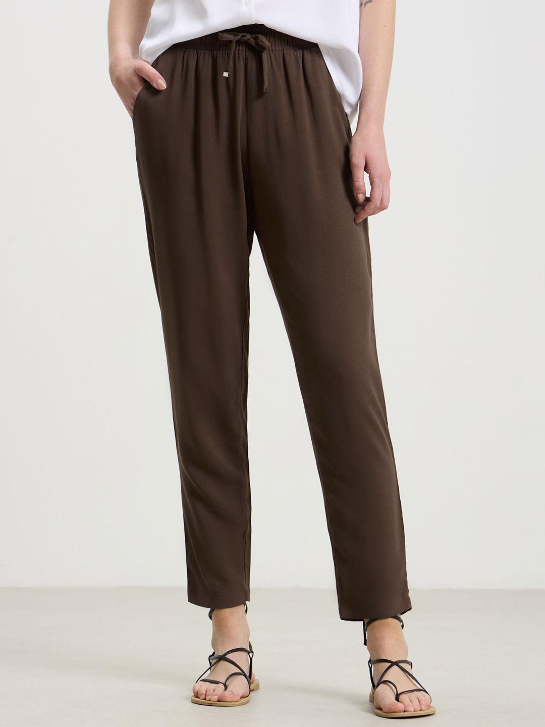 calliope women straight fit high-rise trousers