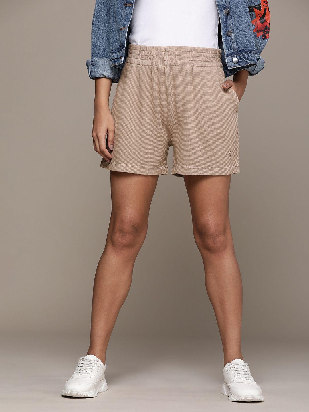 calvin klein jeans women textured pure cotton loose fit shorts