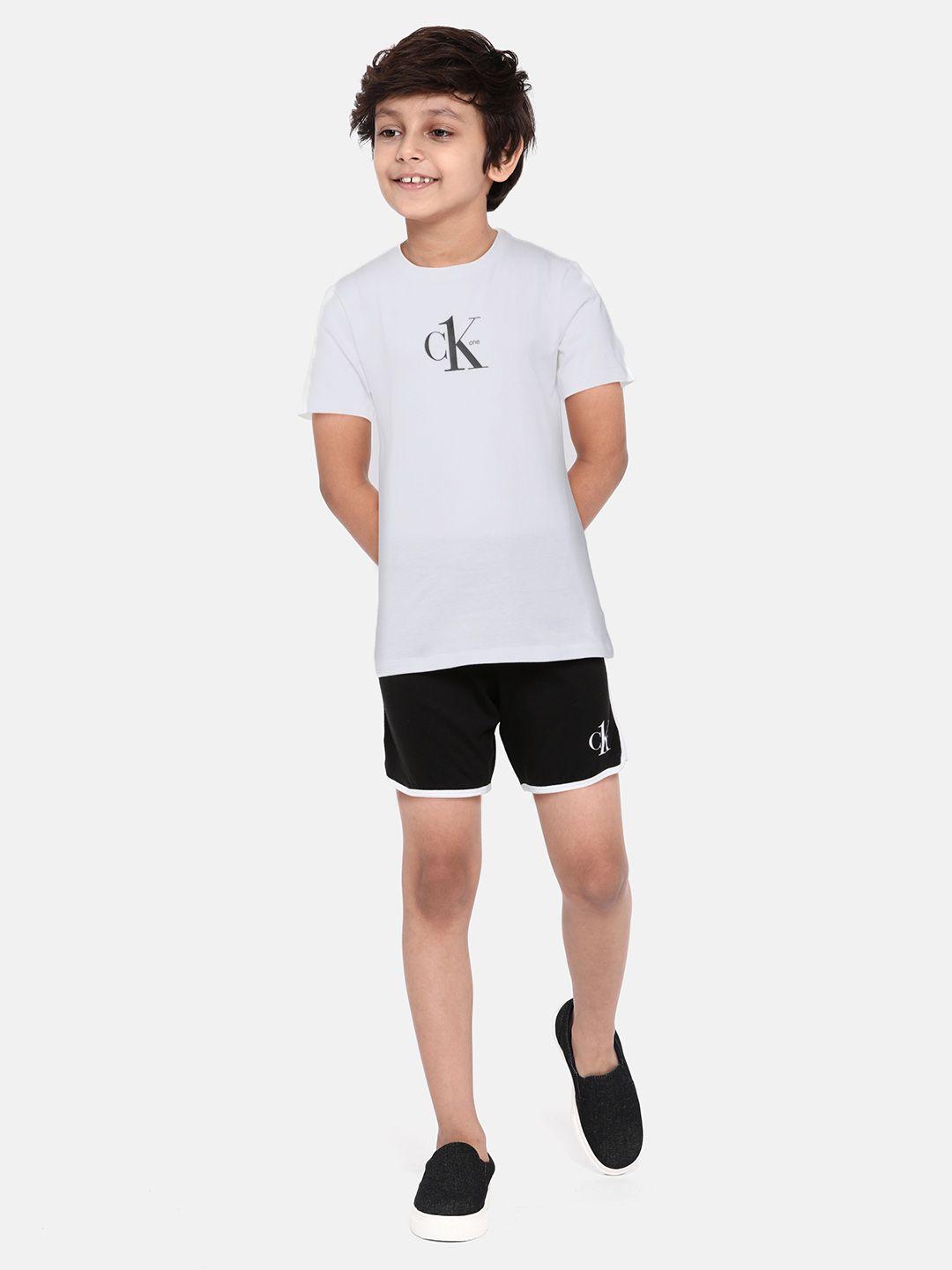 calvin klein underwear boys white & black printed pure cotton t-shirt with shorts