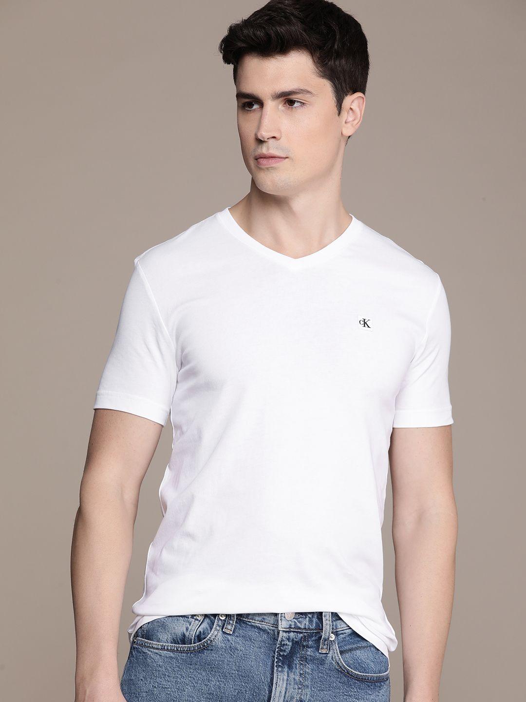 calvin klein jeans solid v-neck pure cotton slim fit t-shirt