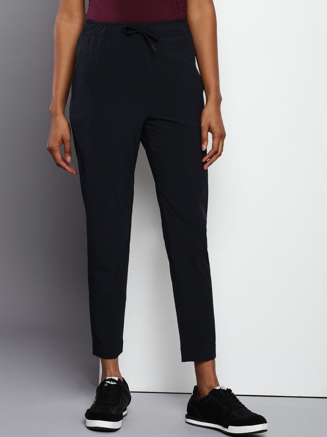 calvin klein jeans women mid-rise solid regular fit trousers