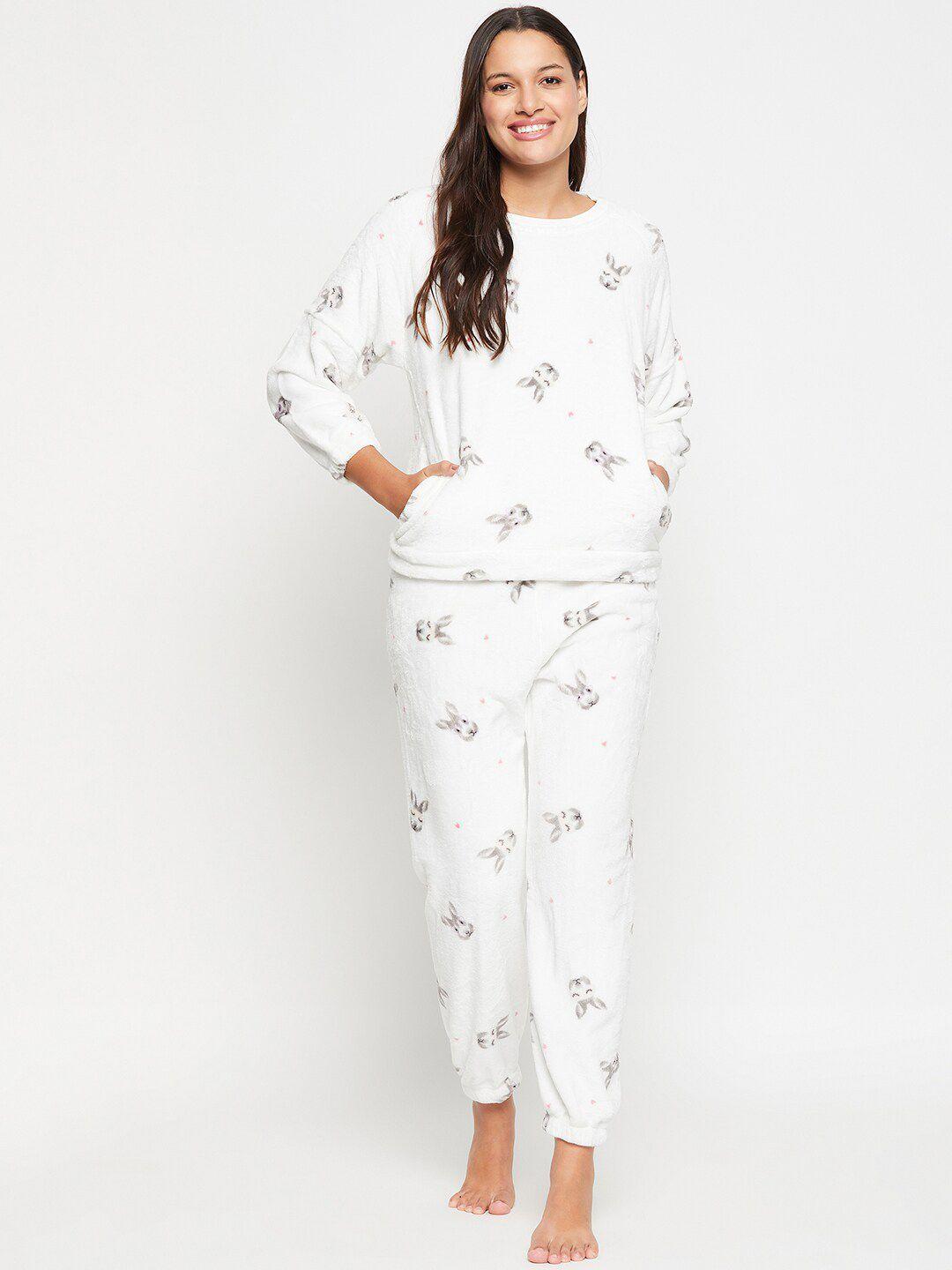 camey conversational printed round neck t-shirt & lounge pants