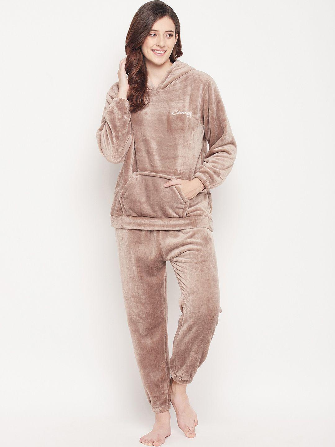 camey hooded night suit
