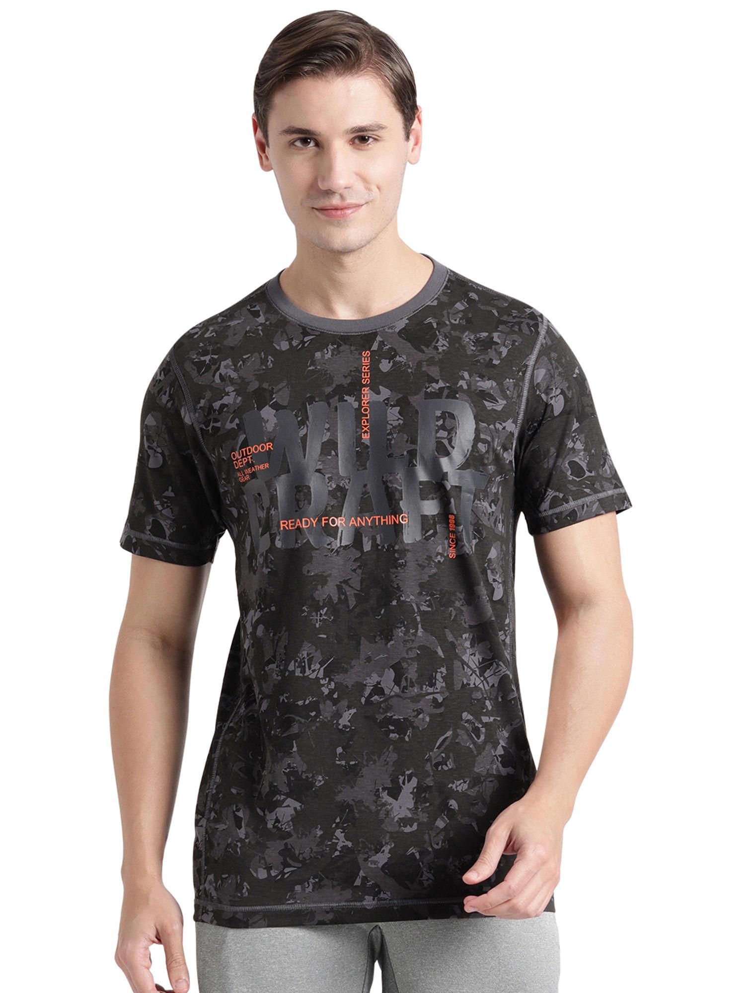 camo crew chest graphic tee