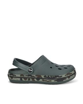 camouflage clogs with sling-back