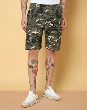 camouflage flat-front cargo shorts