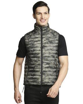 camouflage print quilted gillet