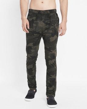 camouflage print slim fit cargo pants