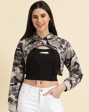 camouflage print crop hoodie