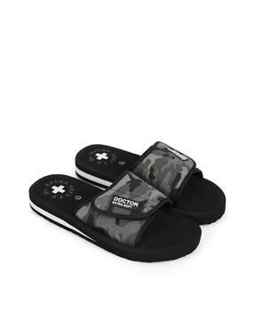 camouflage print flip flops