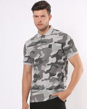 camouflage print polo t-shirt