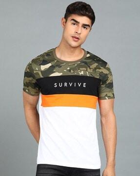 camouflage print round-neck t-shirt