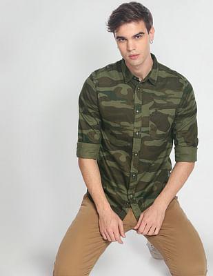 camouflage print slim fit casual shirt