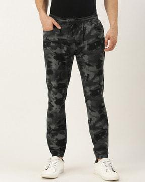 camouflage print slim fit jogger pant