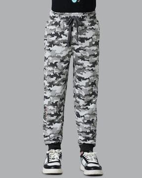 camouflage print slim fit joggers