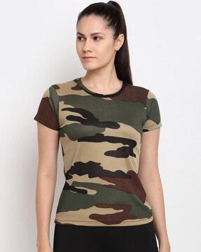 camouflage print t-shirt