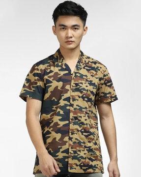 camouflage shirt with short sleeves