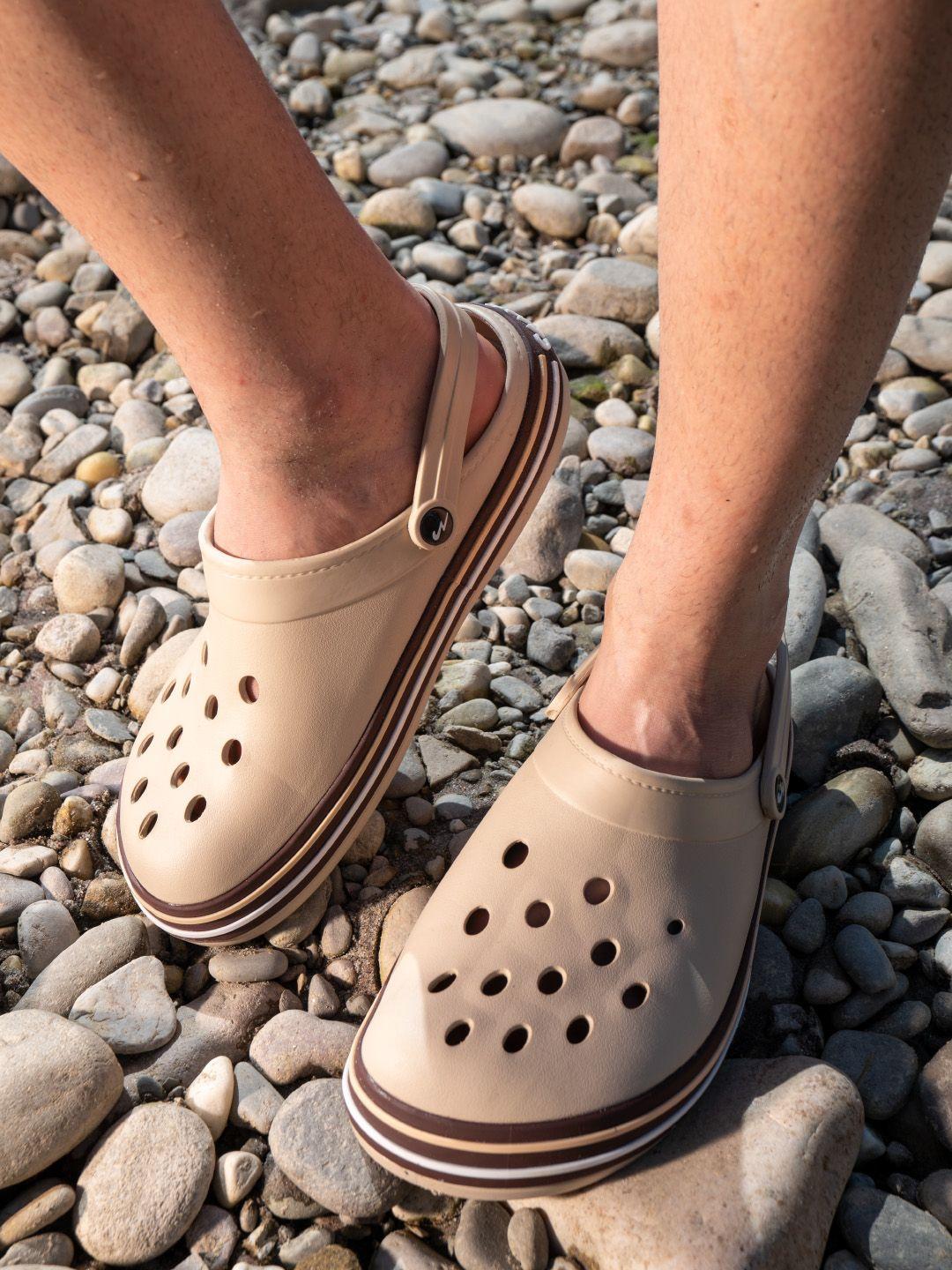 campus men round toe clogs