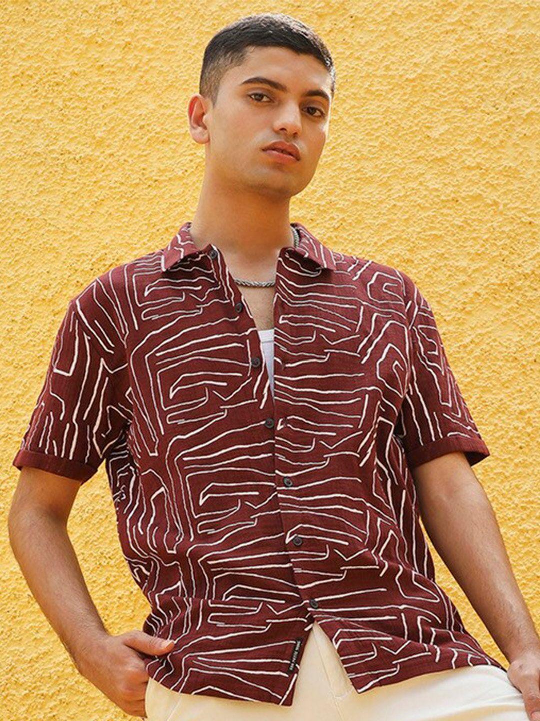 campus sutra maroon & white classic abstract printed cotton casual shirt