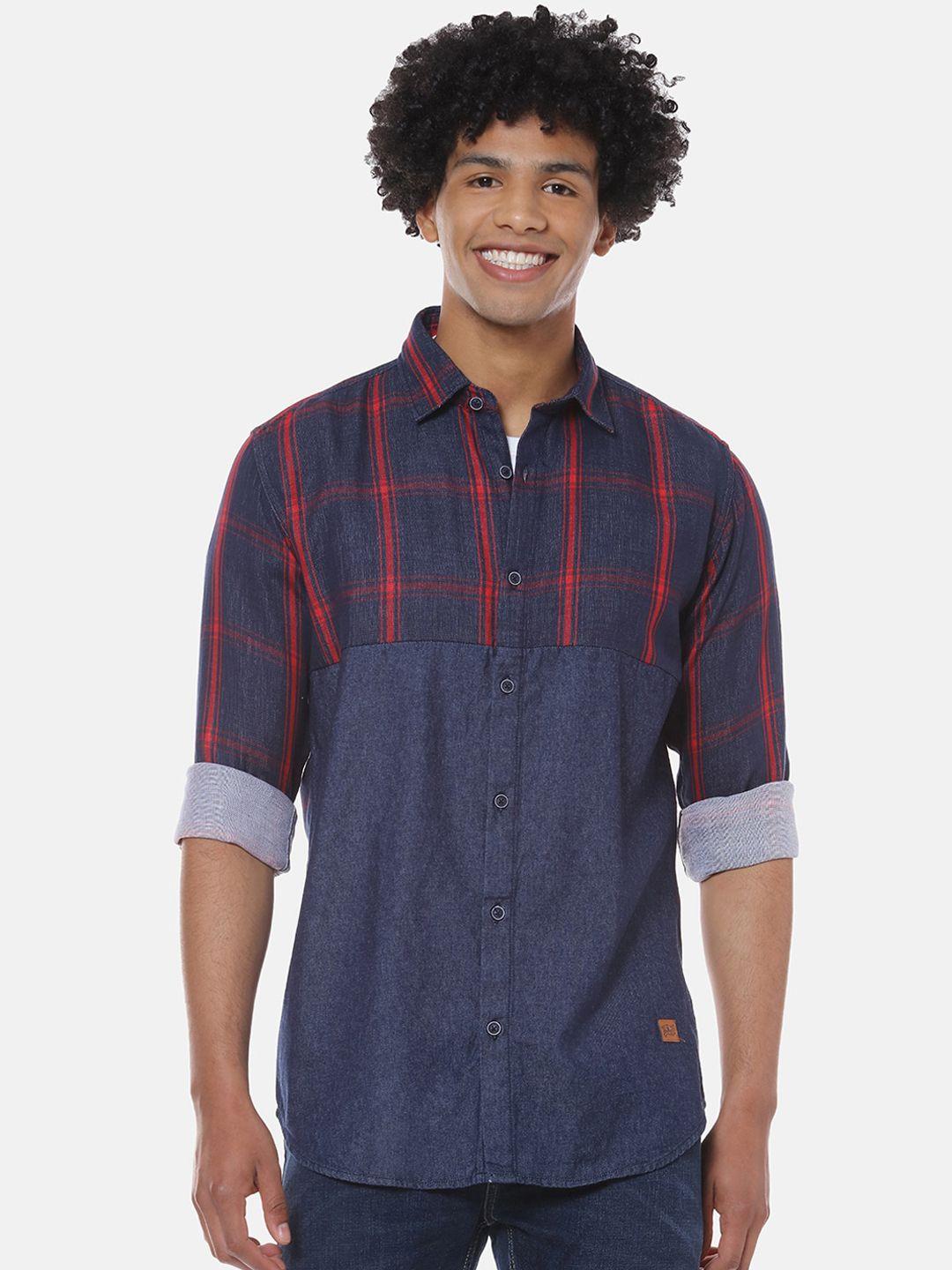 campus sutra men blue & red regular fit chambray checked casual shirt