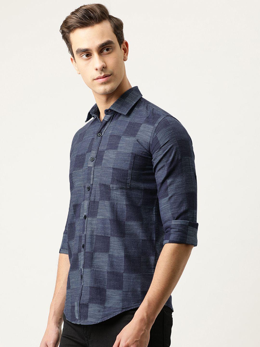 campus sutra men blue regular fit checked casual shirt