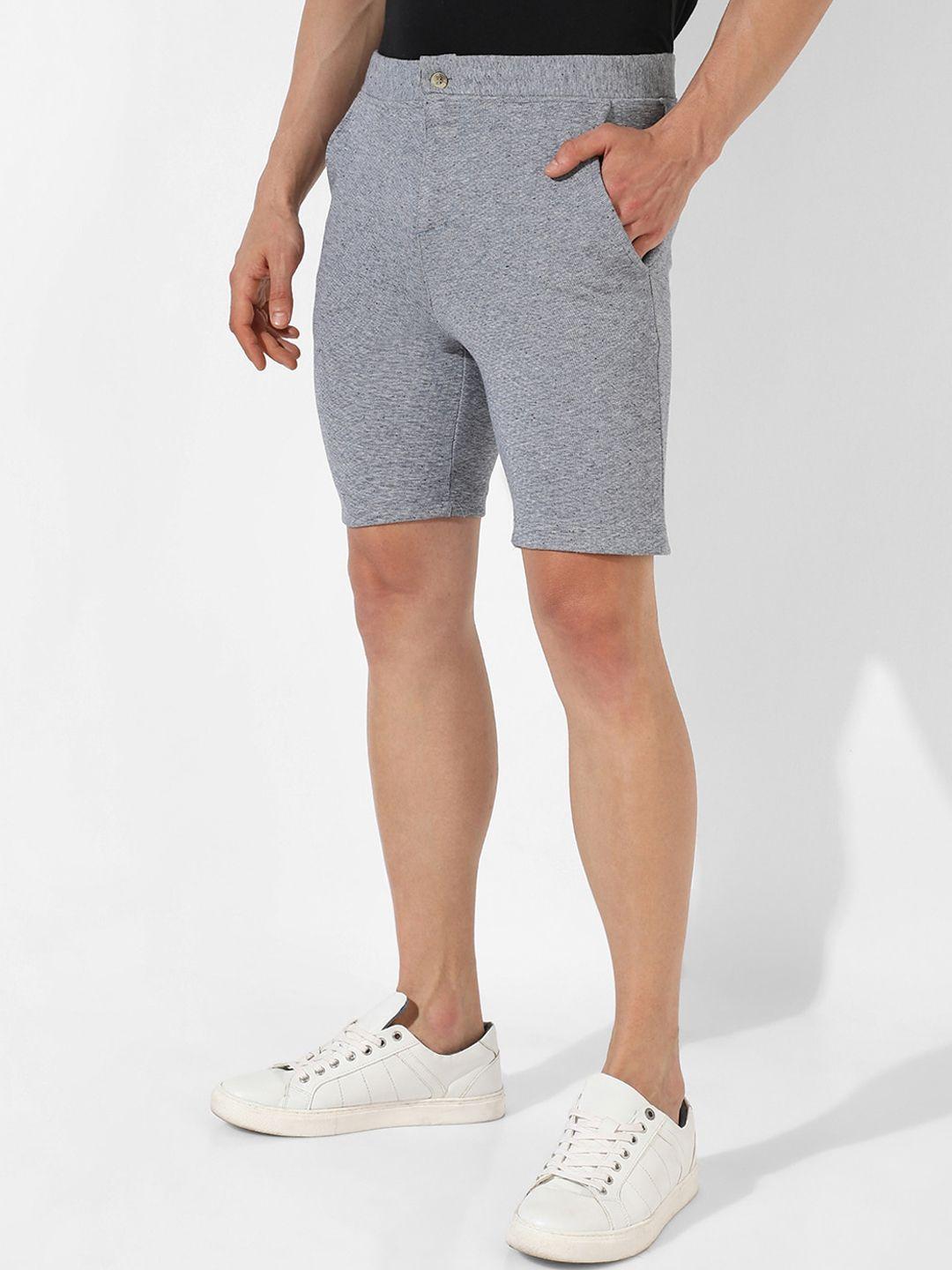 campus sutra men mid-rise outdoor shorts
