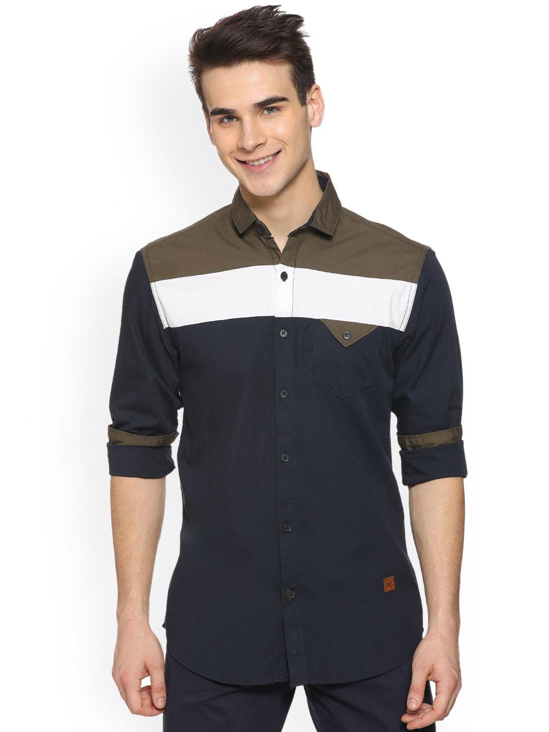 campus sutra men navy blue & white regular fit colourblocked casual shirt