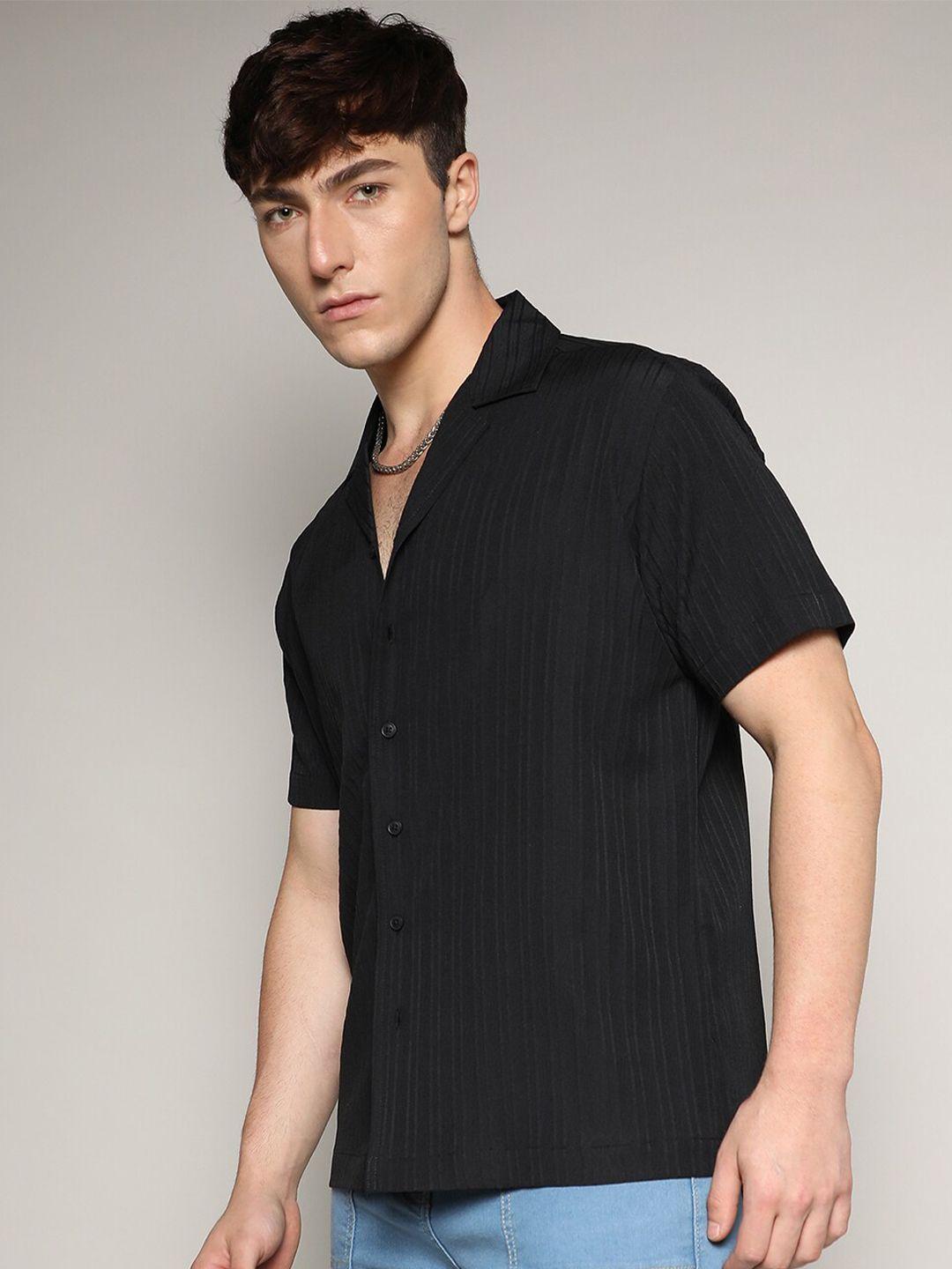 campus sutra men relaxed opaque striped casual shirt