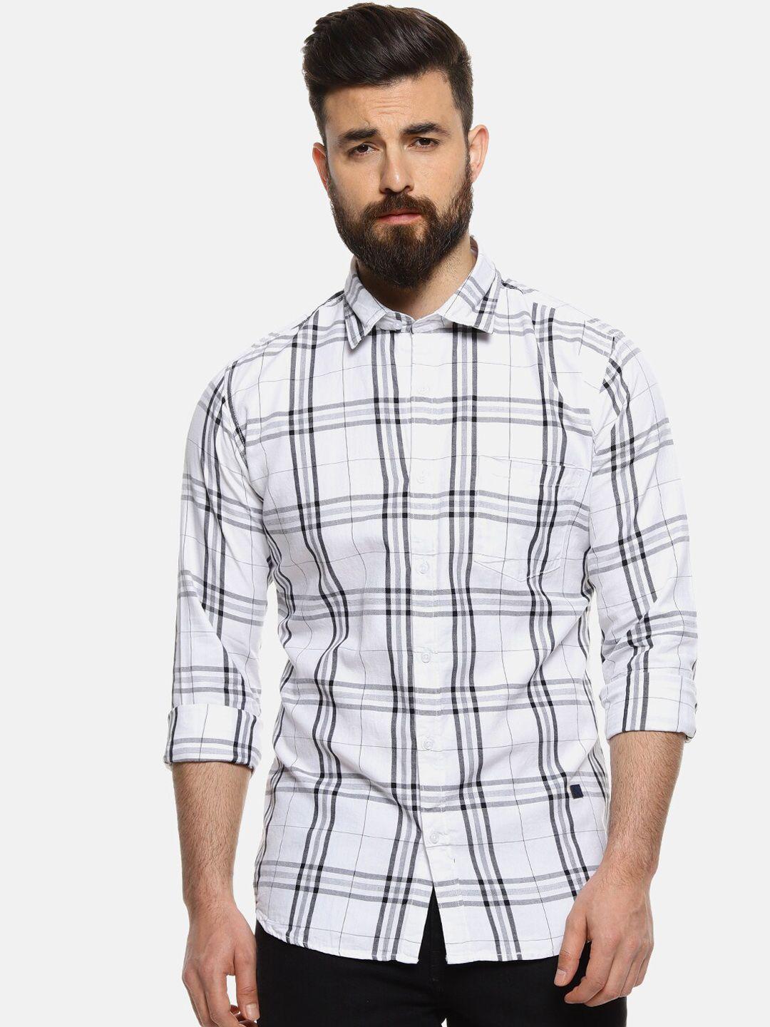 campus sutra men white & grey regular fit checked casual shirt