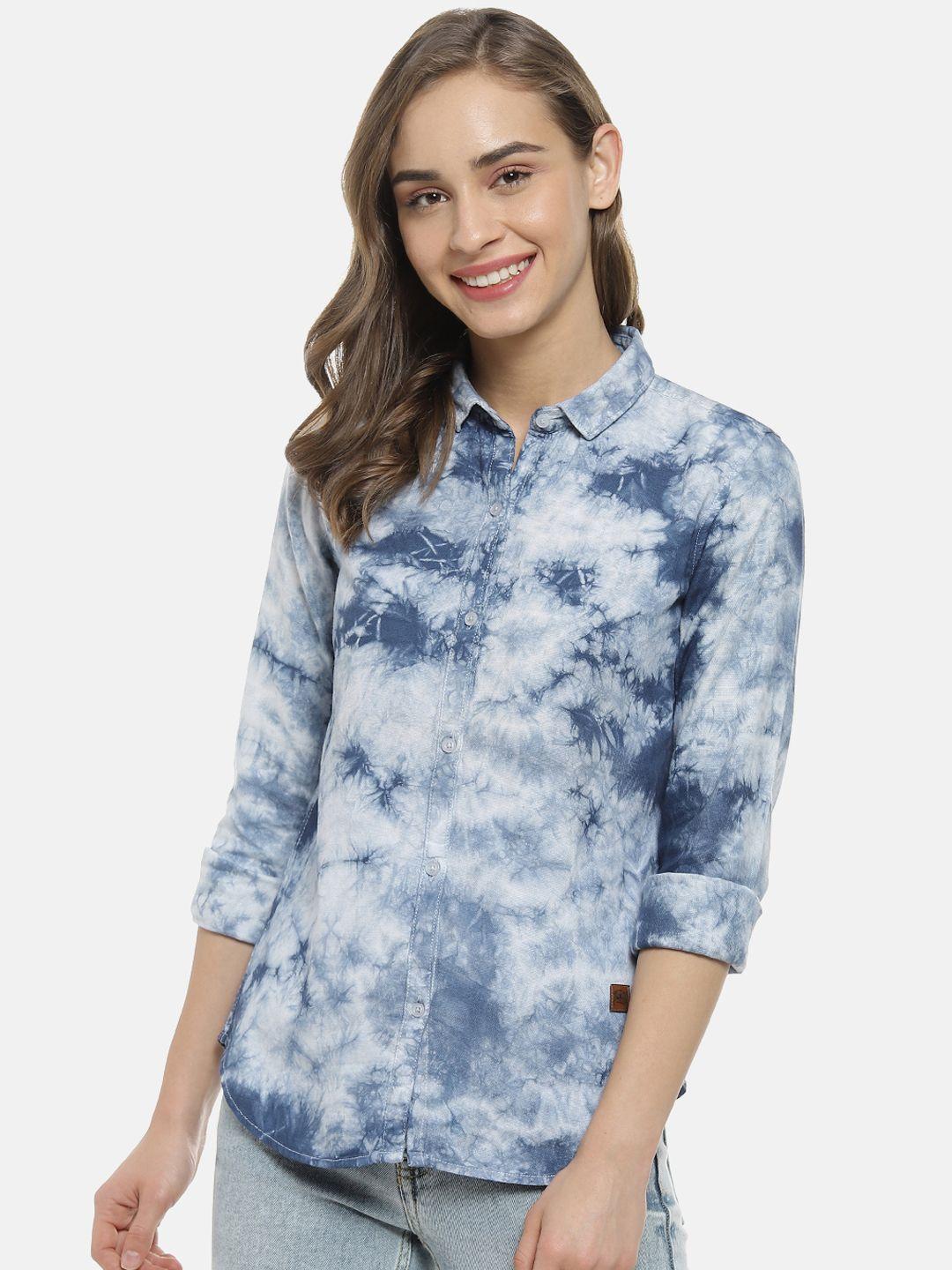 campus sutra women blue classic regular fit printed casual denim shirt