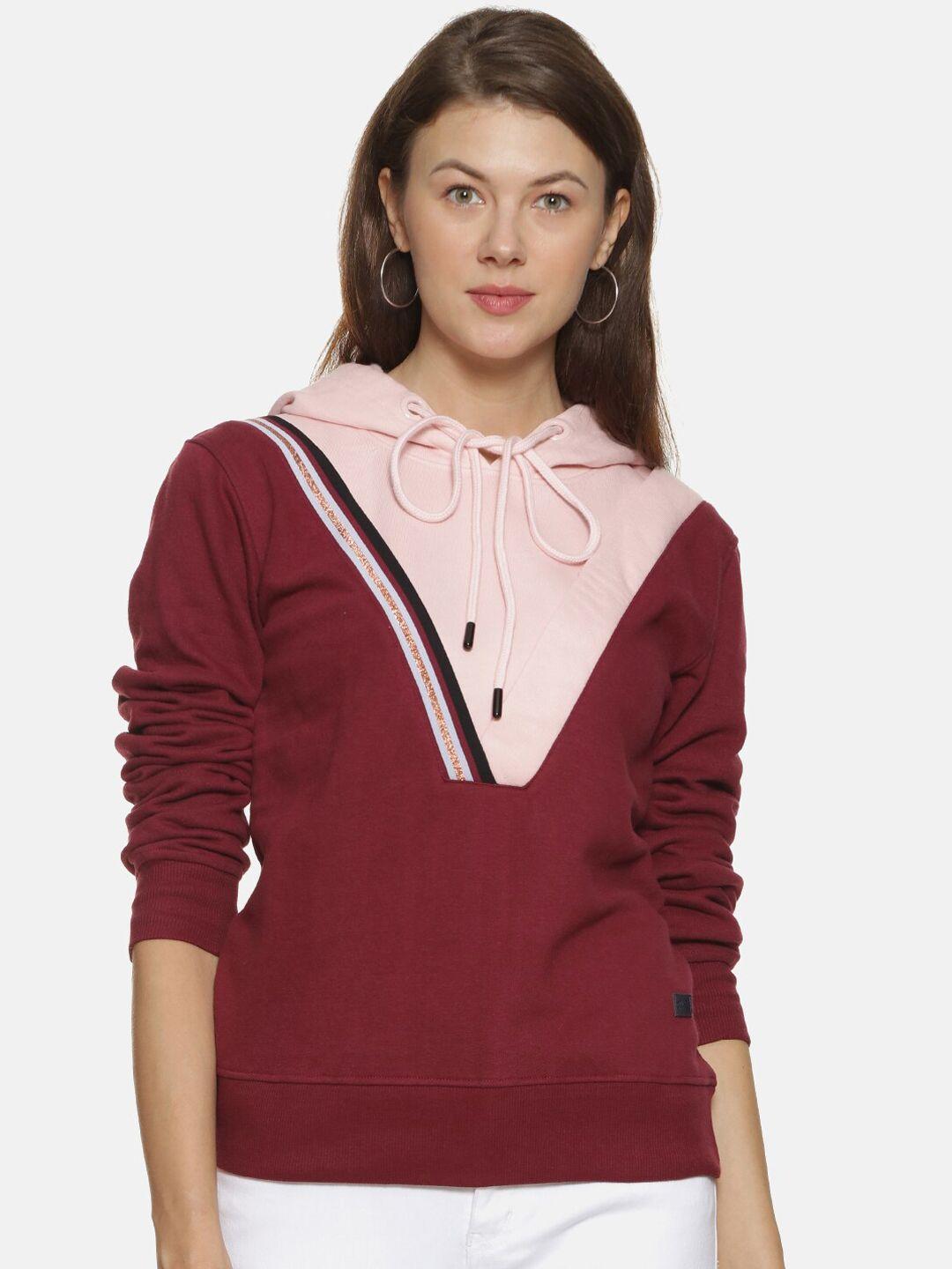 campus sutra women red & pink colourblocked cotton sweatshirt
