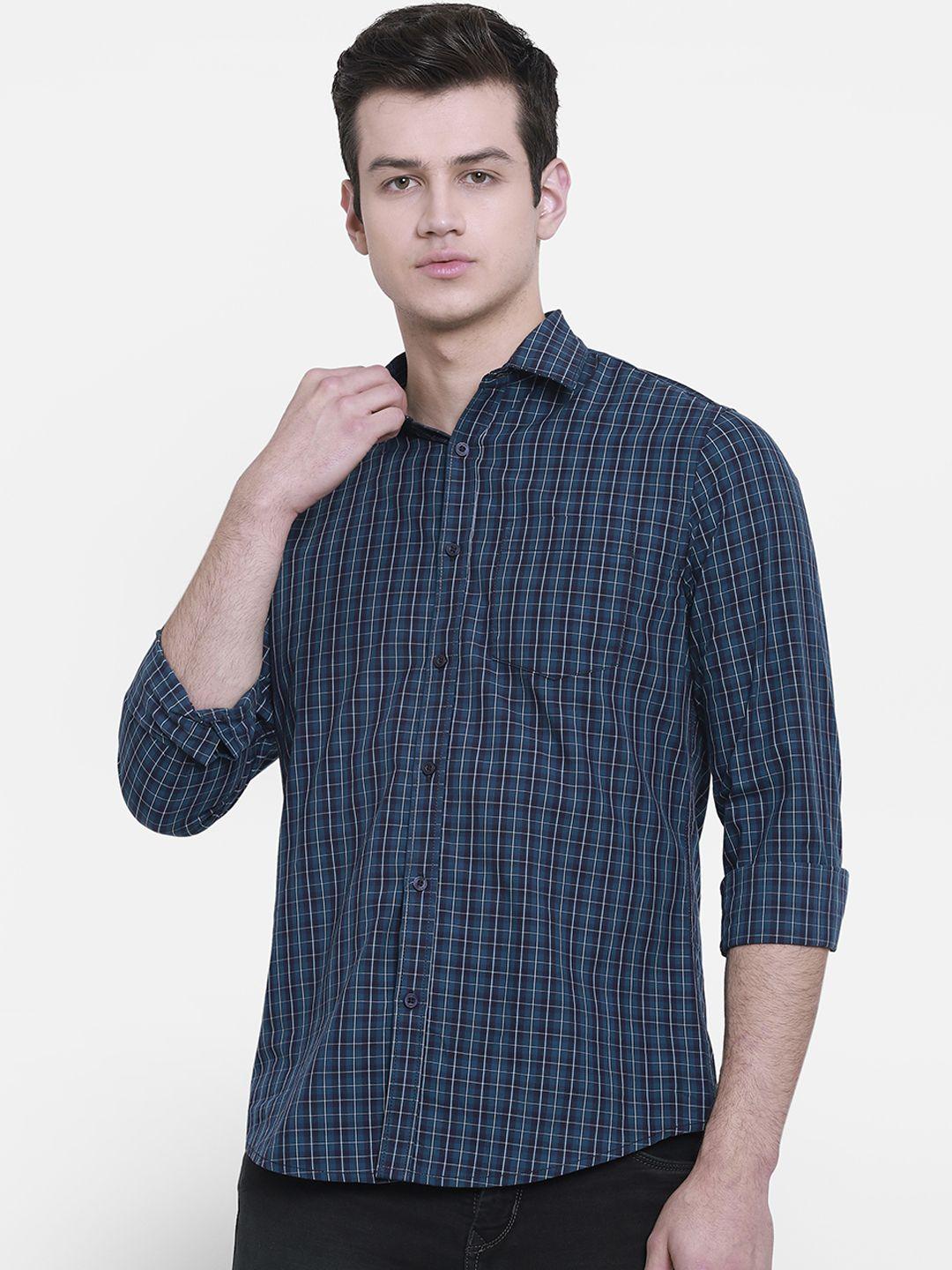 cape canary men blue & white regular fit checked casual shirt