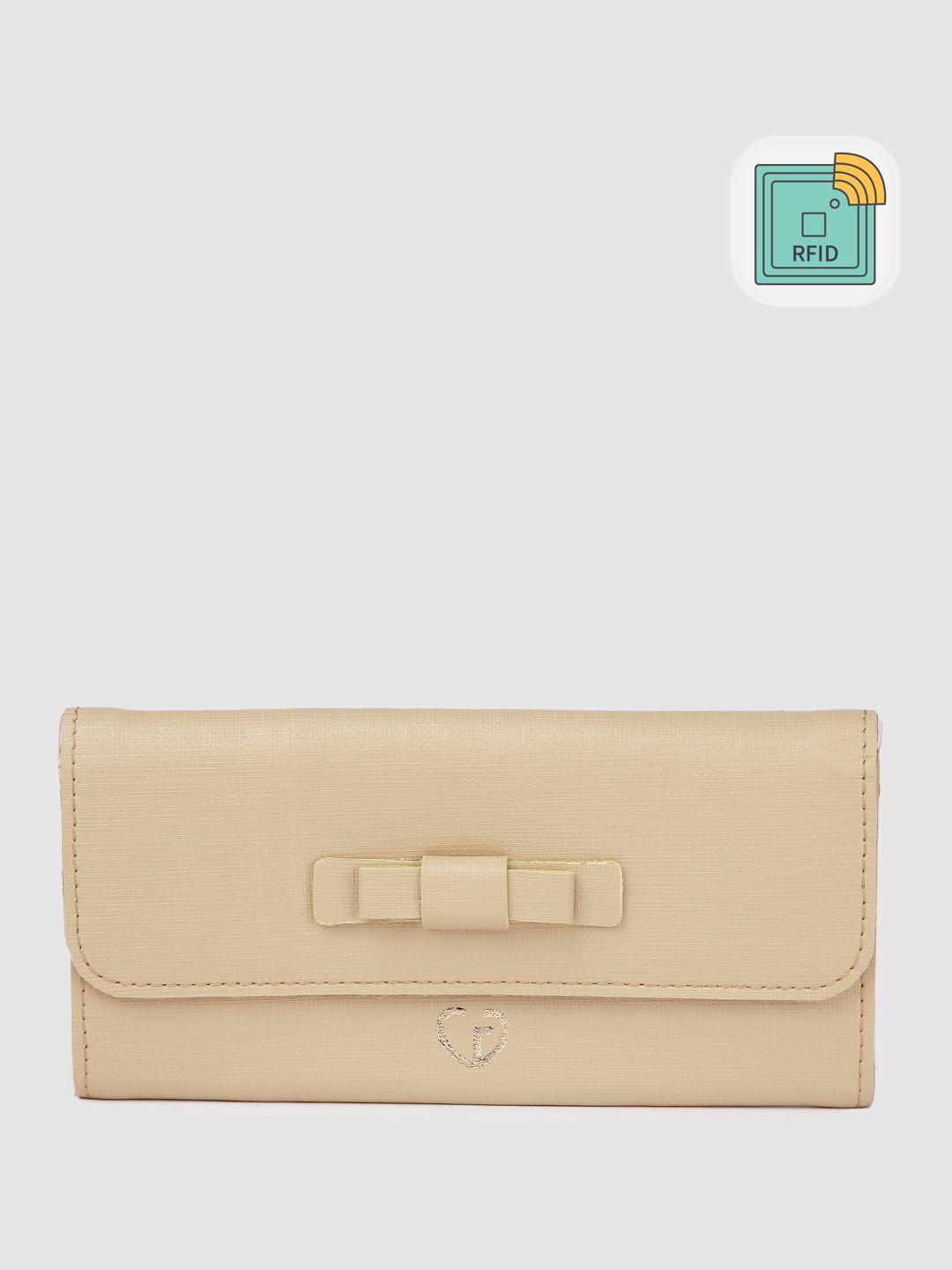 caprese women rfid envelope wallet with bow detail