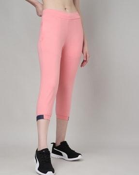 capris with insert pockets