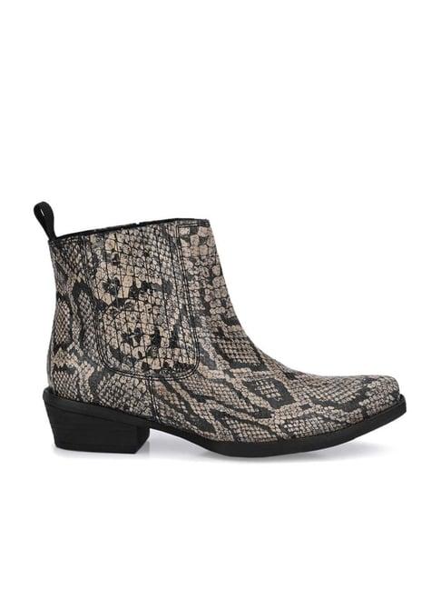 carlo romano women's black chelsea boots