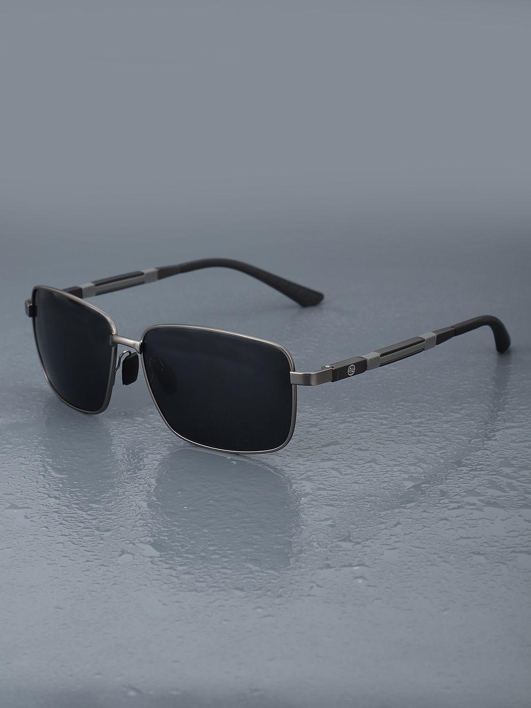 carlton london premium men aviator sunglasses with polarised & uv protected lens clsm116