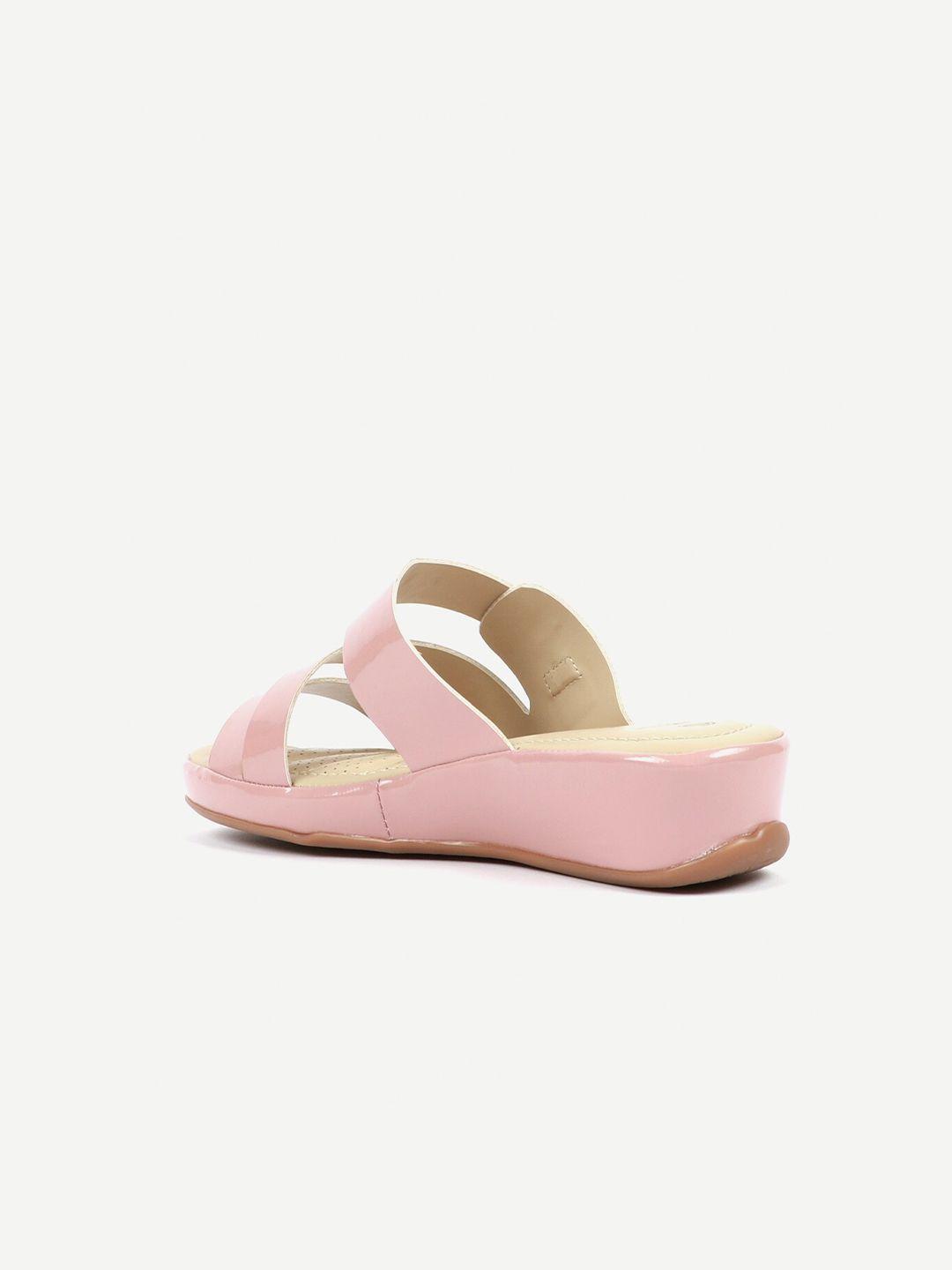 carlton london women nude-coloured open toe flats sandals