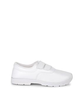 casual flat shoes with velcro fastening