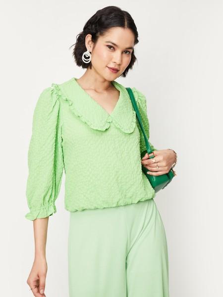 casual regular sleeves self design women green top